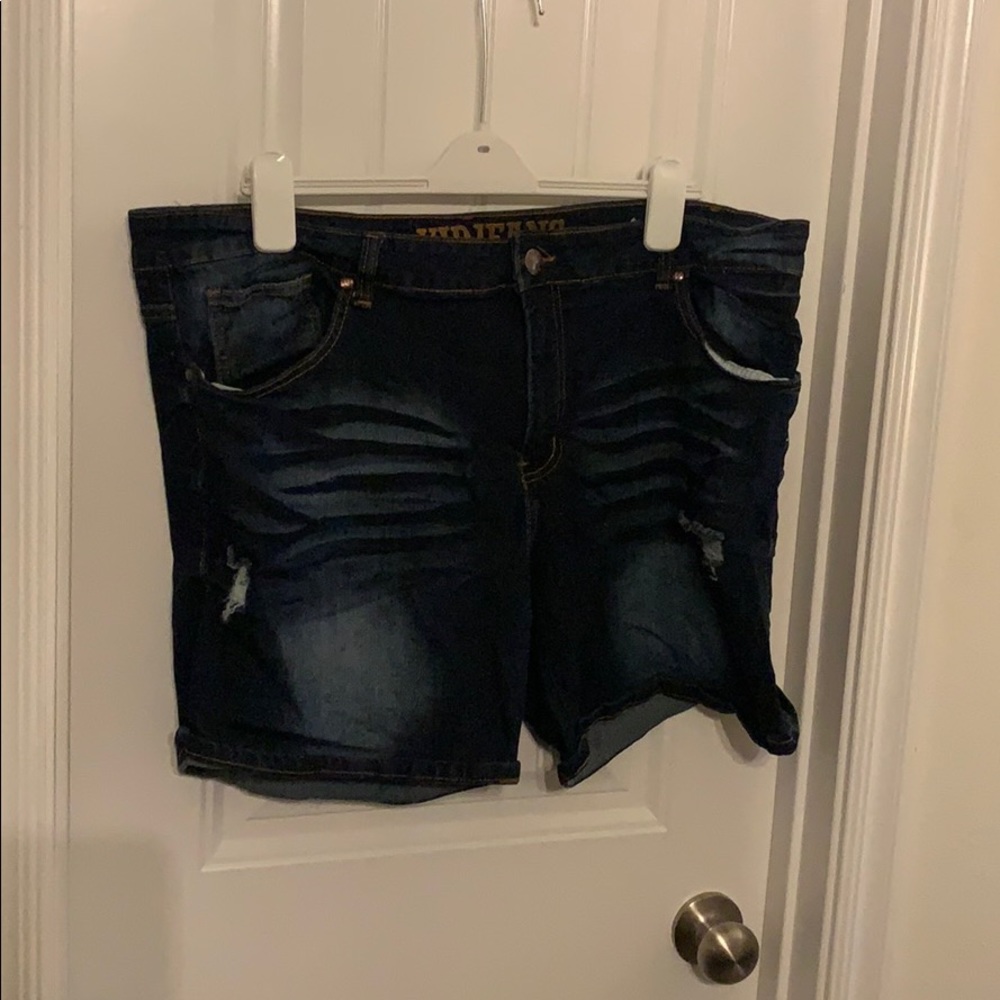 VIP Jeans Women’s S24 Denim Shorts